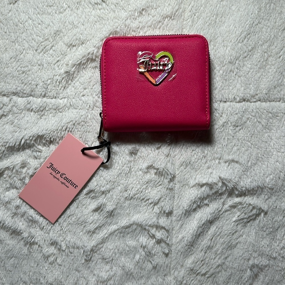 Juicy Couture Hot Pink Flash Love Mode Faux Leather Small Zip Around Wallet NEW